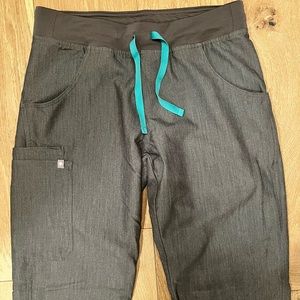 Figs Scrubs (graphite)